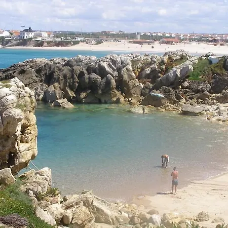 Spacious Close To Beach Vakantiehuis *