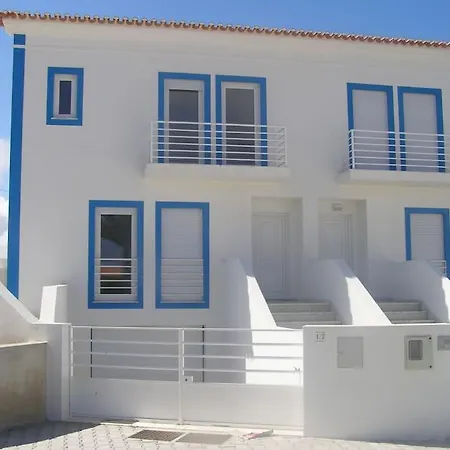 Spacious Close To Beach Vakantiehuis *